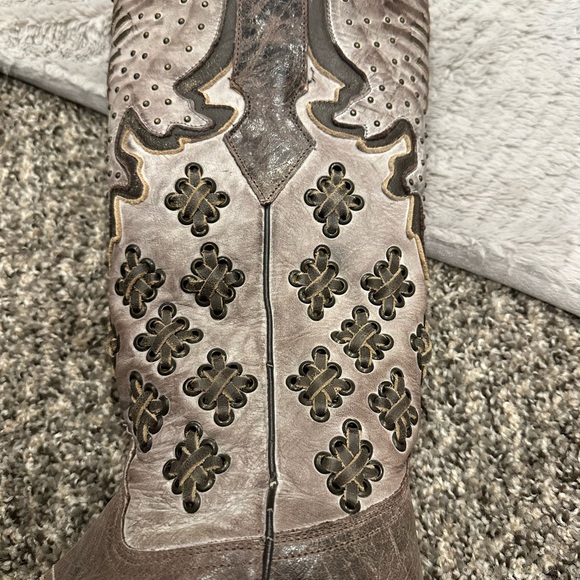 Women’s Size 7.5 Corral Cowgirl Boots. Distressed - Picture 10 of 10